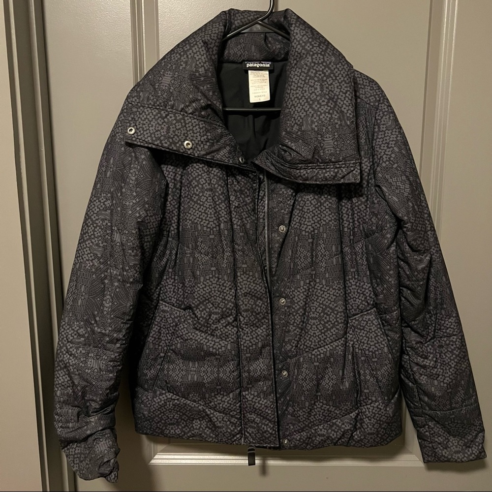 Patagonia puffy jacket